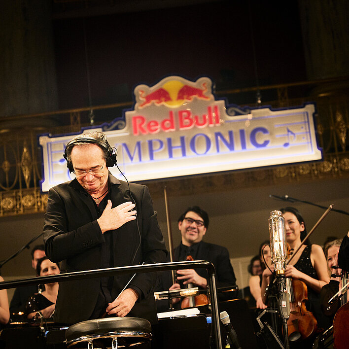 Red Bull Symphonic Christian Kolonovits dirigiert
