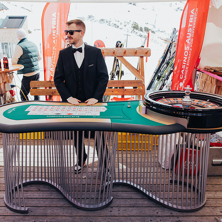 Croupier und mobiler Roulette-Tisch - Unser Einsatz für Österreich