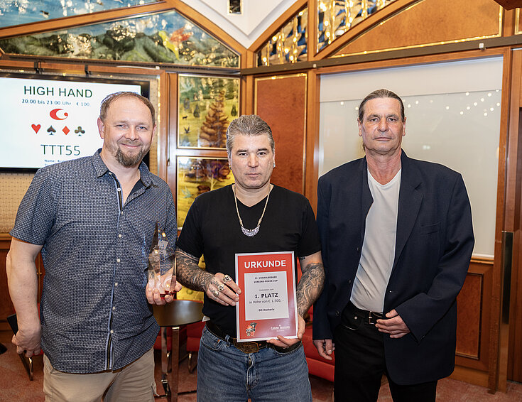 Das Gewinner-Trio vom DC Darterix aus Götzis 