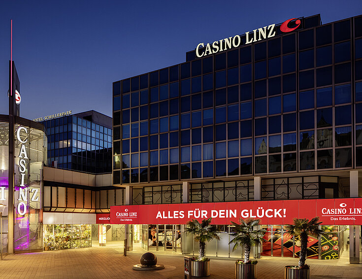 Casino Linz Außenansicht bei Nacht