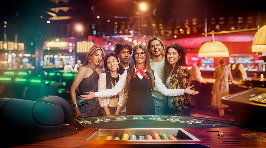 Fun & Friends Table Gruppe mit Croupière am Black Jack Tisch