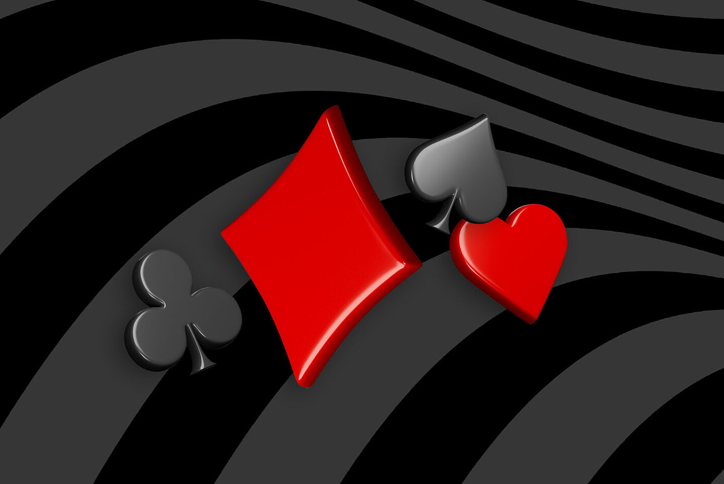 Lucky Week Three: 4 Spielkarten-Symbole auf grau-schwarz-gewellt-gestreiftem Hintergrund von links nach rechts Kreuz, Karo, Pik, Herz