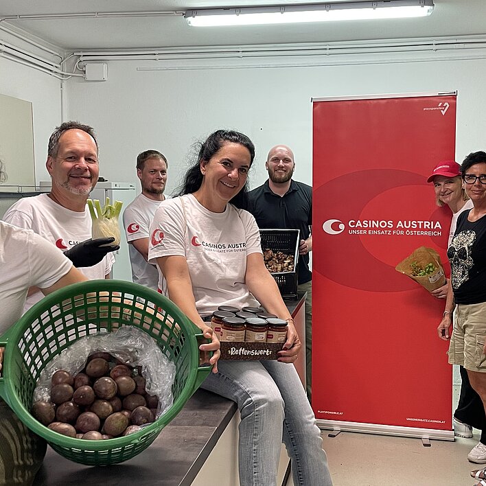 Casino Velden Mitarbeiter:innen im Einsatz bei ARGE Sozial Villach