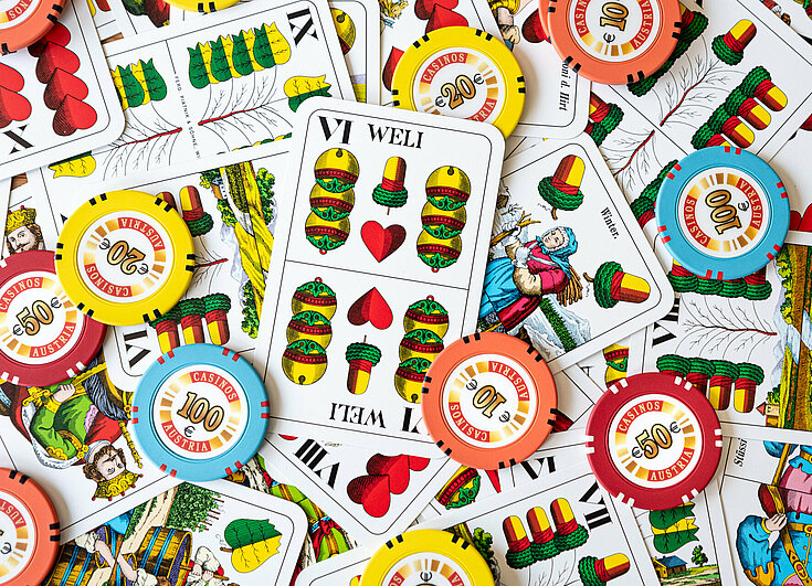 Bezirksblätter Casino Innsbruck Watten Spielkarten mit Jetons