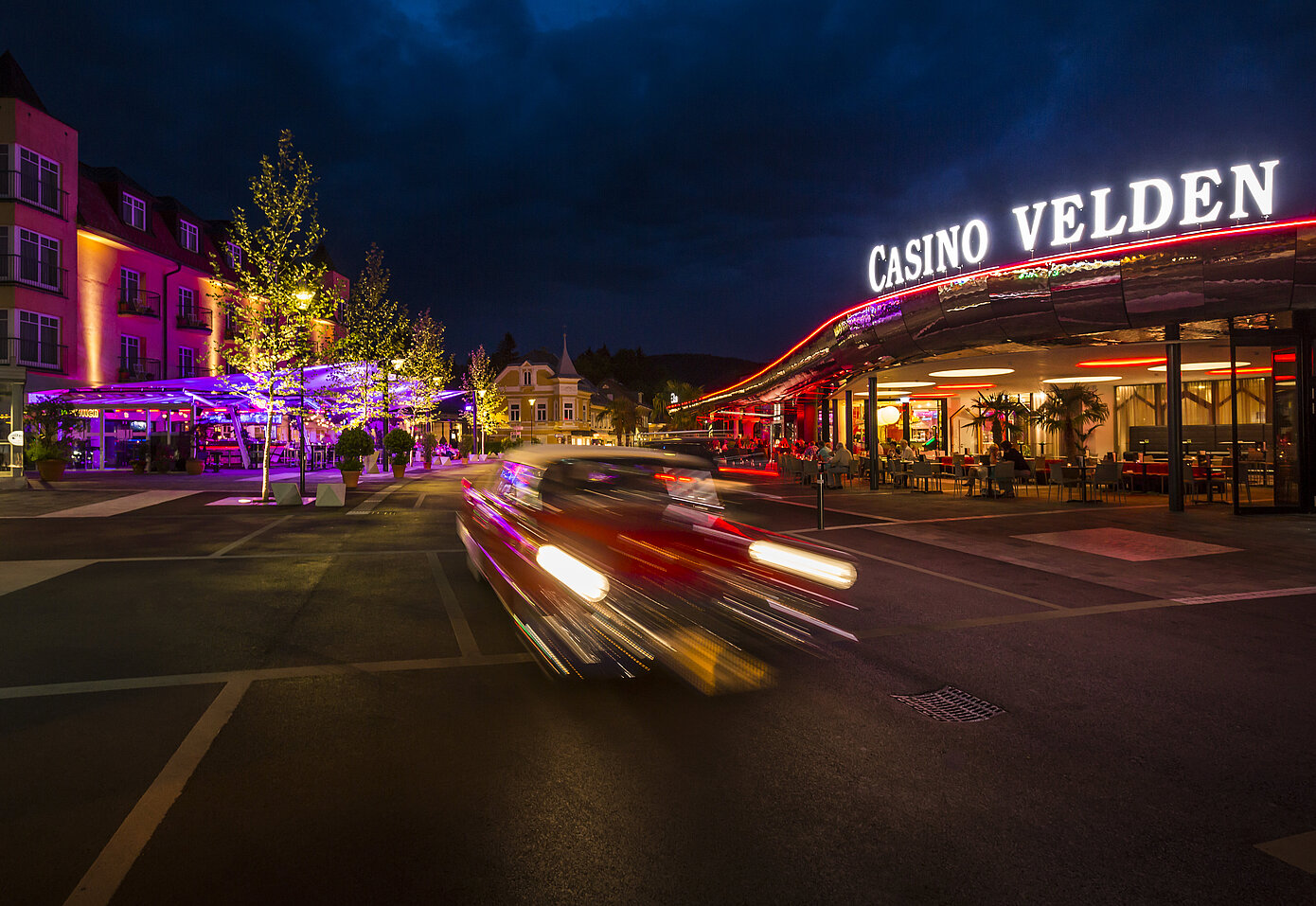 Casino Velden bei Nacht