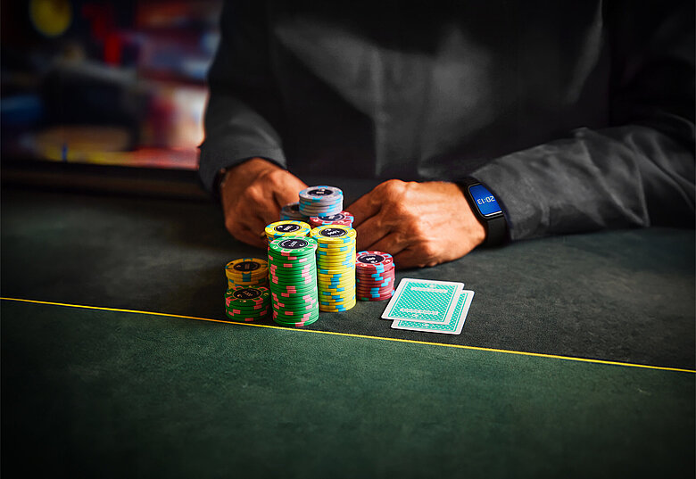 Poker Tisch Jetons Karten und Hände