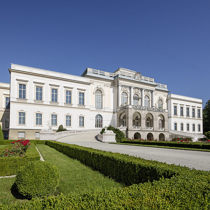 Casino Salzburg Außenansicht bei Tag