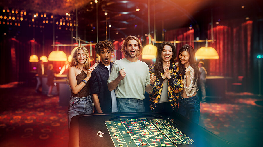 Casino Gruppe Fun & Friends am Roulette Tisch
